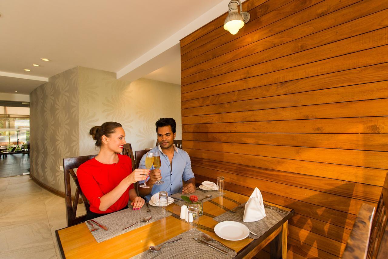 The Fern Residency, Miramar Ξενοδοχείο Panaji Εξωτερικό φωτογραφία