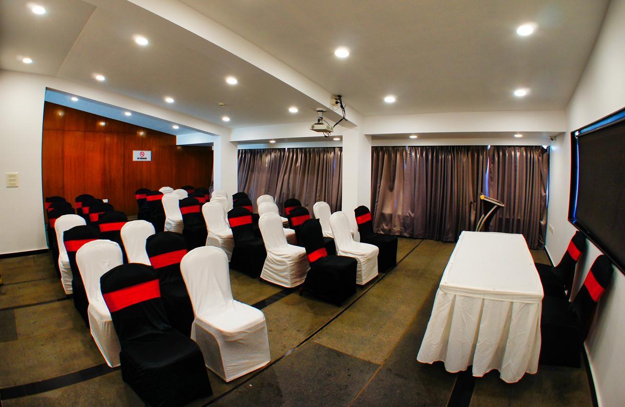 The Fern Residency, Miramar Ξενοδοχείο Panaji Εξωτερικό φωτογραφία
